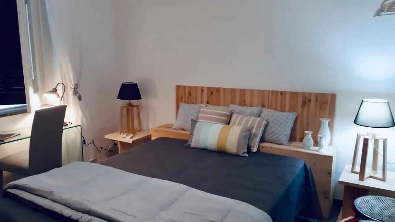 **  B&B Charme Centre-Ville Artistic & Literary Rooms 팔레르모 이탈리아